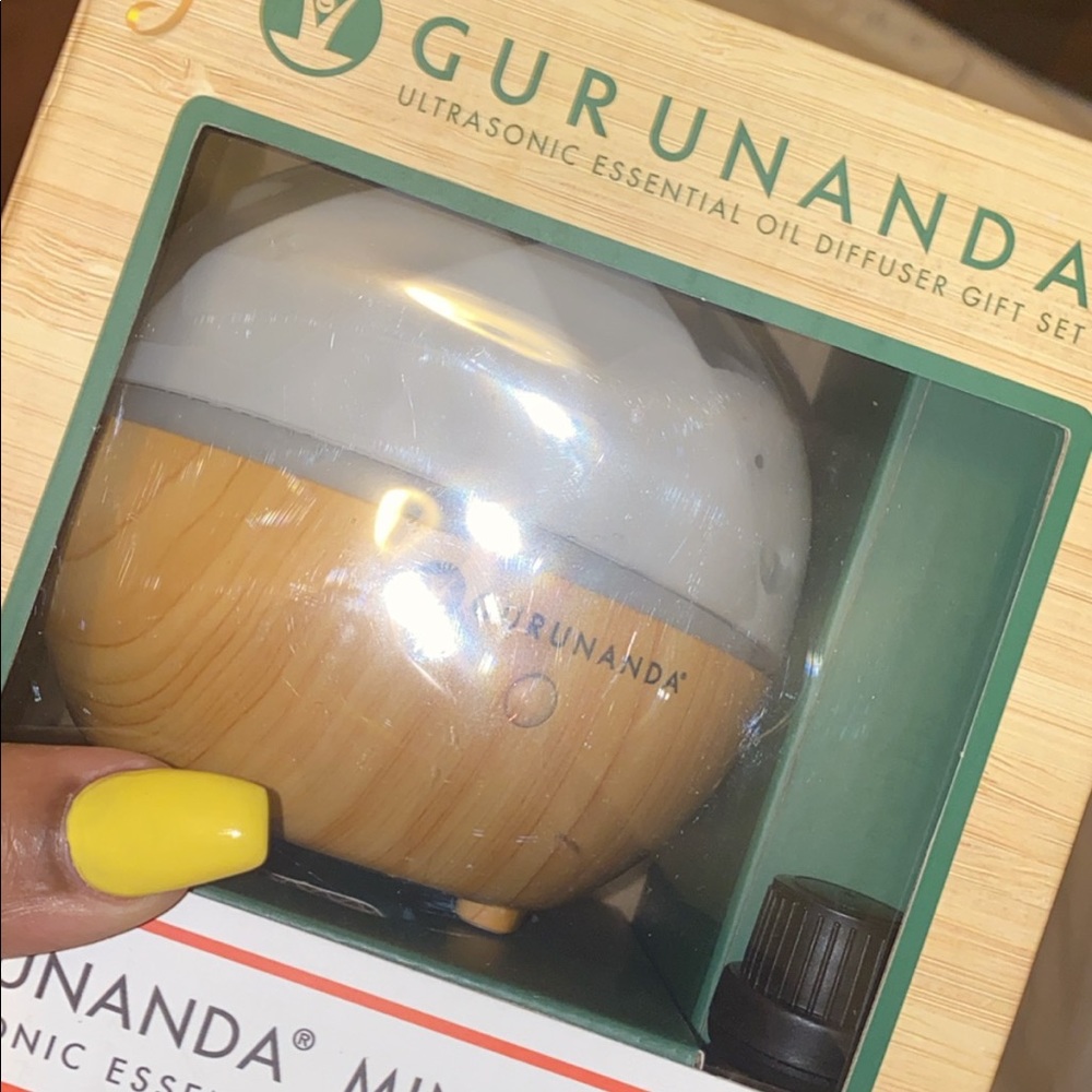 Gurunanda White Mini Diamond Diffuser